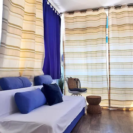 Deluxe Seaview *