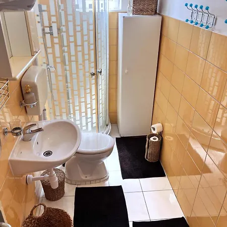 Deluxe Seaview