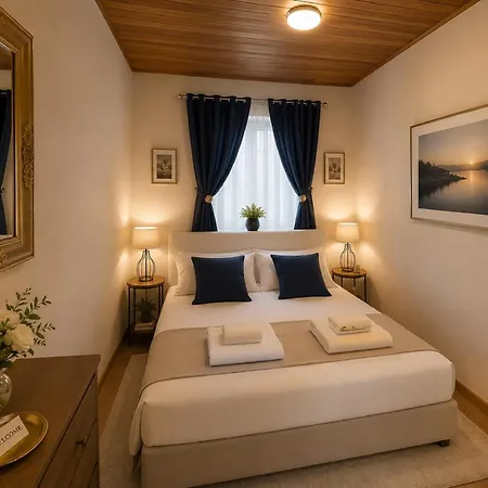 Deluxe Seaview