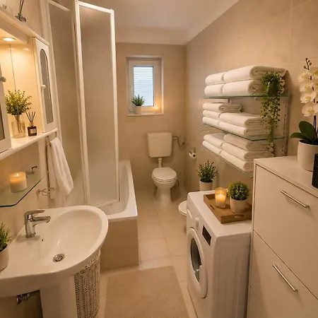 Deluxe Seaview