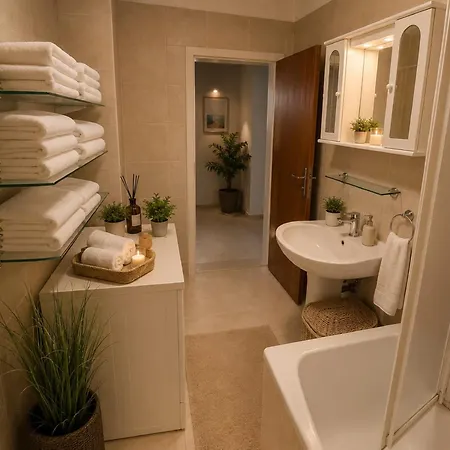 Deluxe Seaview Apartman *
