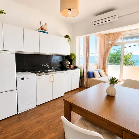 Apartment Deluxe Seaview Dugi Rat