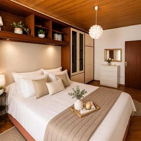 Deluxe Seaview
