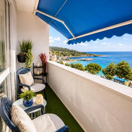Deluxe Seaview