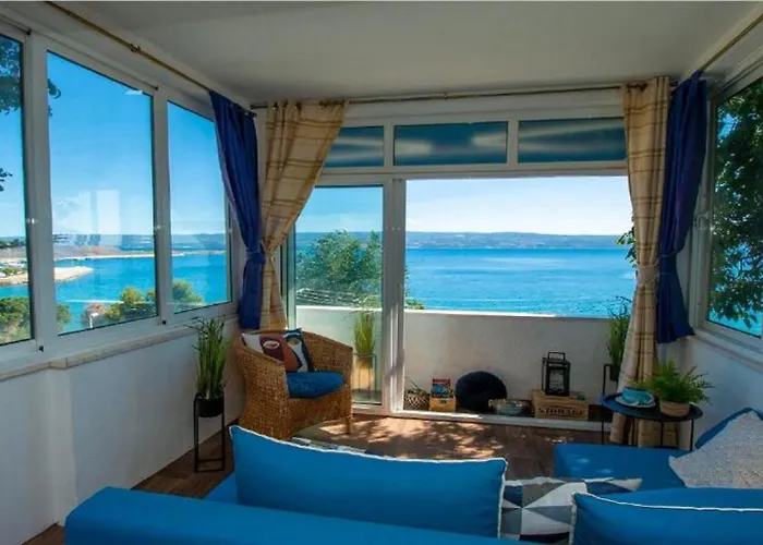 Deluxe Seaview