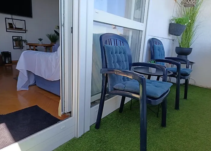 Deluxe Seaview Apartman