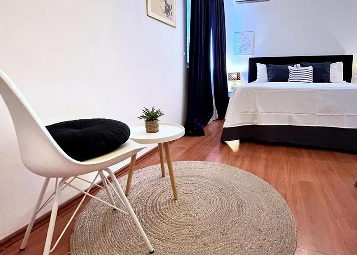 Deluxe Seaview 아파트 두기라트